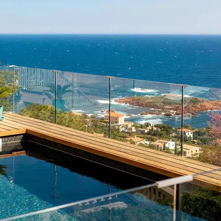 Holiday home Charming Riviera For 8 Guests Pool & Sea View