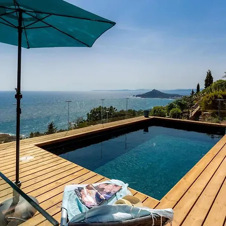 Charming Riviera For 8 Guests Pool & Sea View Holiday home Antheor-Cap-Roux